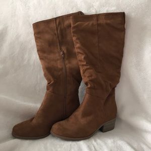 Chestnut Riding Boots Size 7